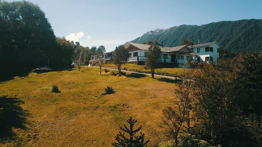 Hotel Mi Casa Chaitén エクステリア 写真